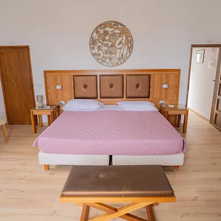 Himera Domus 2 Gasthuis 3*